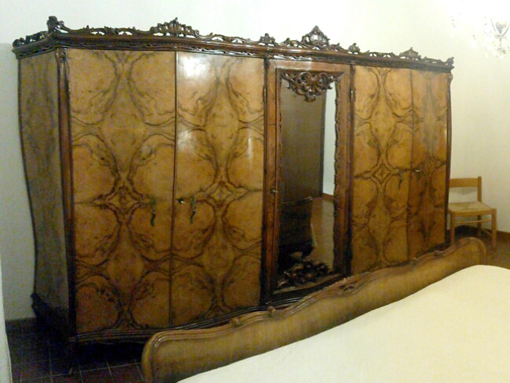B&B Vintage Pianoro Room photo
